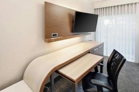 Courtyard Fort Lauderdale North/Cypress Creek - 40