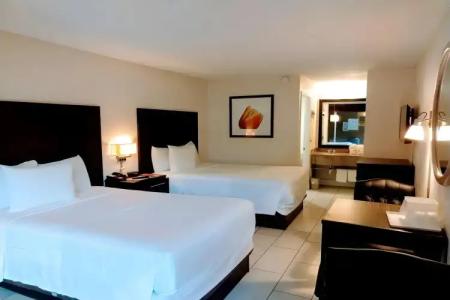 Red Carpet Inn Airport Fort Lauderdale - 28