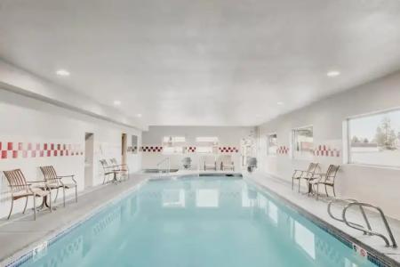 Best Western PLUS Peppertree Airport Inn - 20