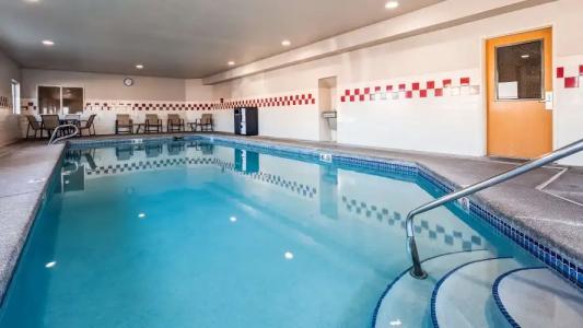 Best Western PLUS Peppertree Airport Inn - 19