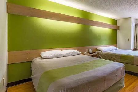 Motel 6 Charlotte, NC - University - 22