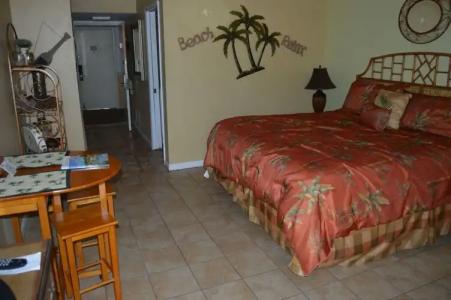 Fountain Beach Resort - 301