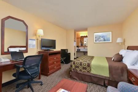 Americas Best Value Inn- San Jose Convention Center - 6