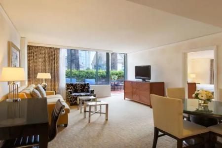 Signia by Hilton - 7