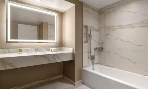 Signia by Hilton - 89