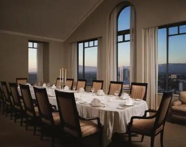 Signia by Hilton - 13