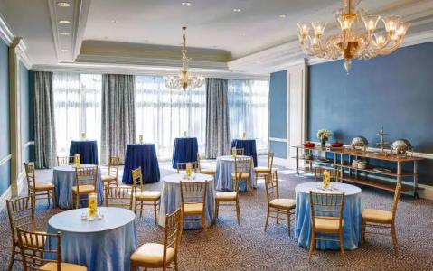 Signia by Hilton - 12