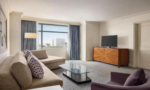 Signia by Hilton - 98