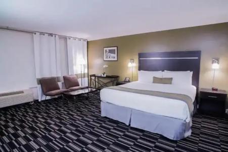 Uptown Oasis San Jose Airport - 35