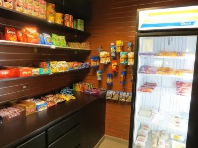 Uptown Oasis San Jose Airport - 11