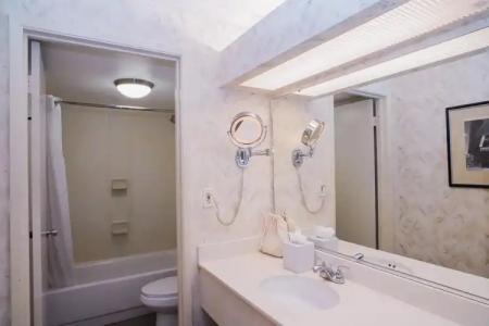 Uptown Oasis San Jose Airport - 31