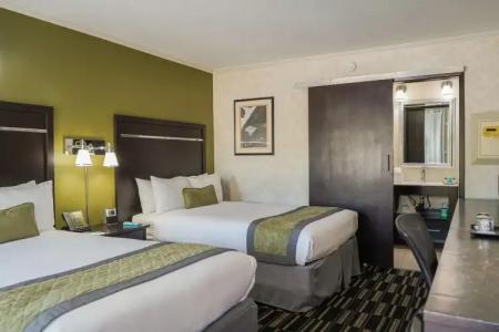 Uptown Oasis San Jose Airport - 34