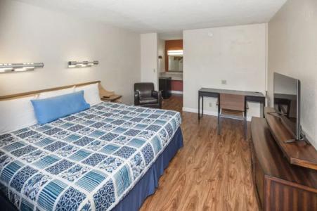 Fairfield Inn & Suites San Jose Airport - 23