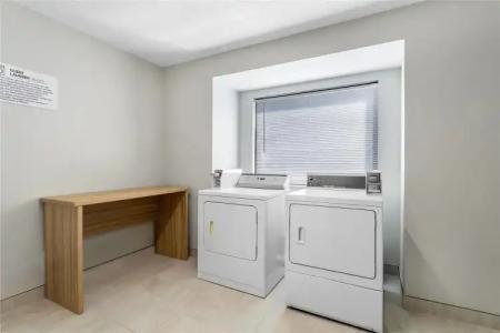 Microtel Inn & Suites by Wyndham - 19