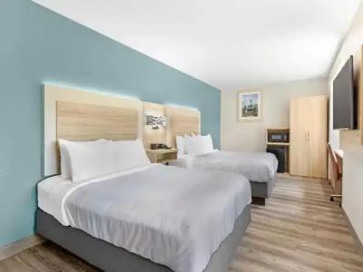 Microtel Inn & Suites by Wyndham - 34