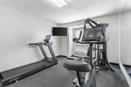 Microtel Inn & Suites by Wyndham - 15