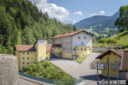 Oberstdorf Hostel - 11