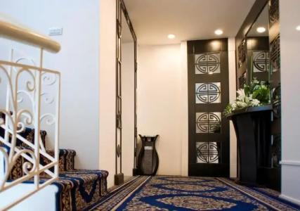Classy Boutique - 11