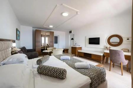 Adrovic Sveti Stefan - 4