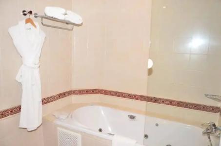 Palais Des Roses Hôtel & Thalasso - 43