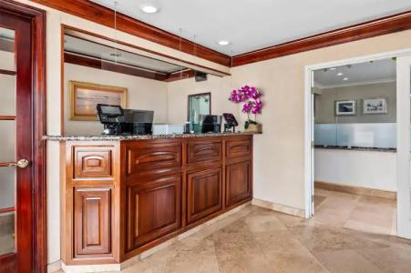 SureStay by Best Western - 37