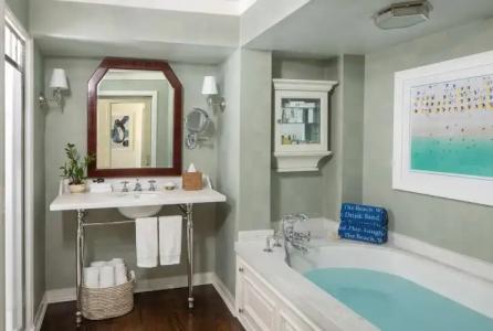 Shutters on the Beach - 8