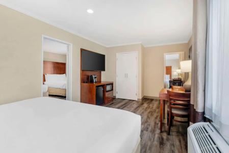 Comfort Inn Santa Monica - West Los Angeles - 6