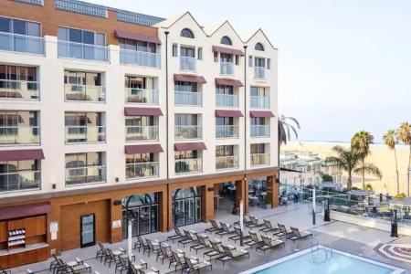 Regent Santa Monica Beach - 36