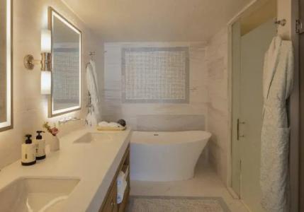 Regent Santa Monica Beach - 66