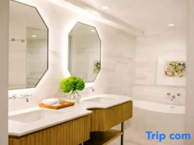 Regent Santa Monica Beach - 35