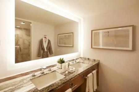 Regent Santa Monica Beach - 84