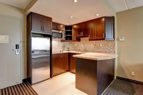 Best Western Plus Toronto North York & Suites - 14
