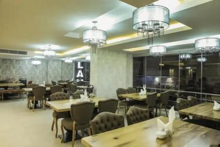 Royal Milano - 9