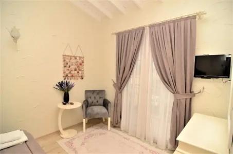 Alacati Eldoris Butik - 177