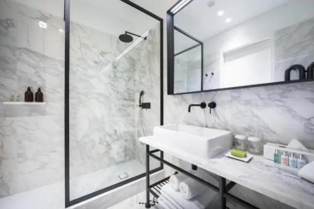 Deluxe Studio G 12 - 45