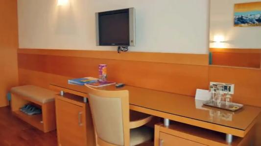 Bluesun Elaphusa - 23