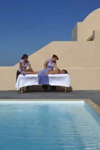 Voreina Gallery Suites - 30