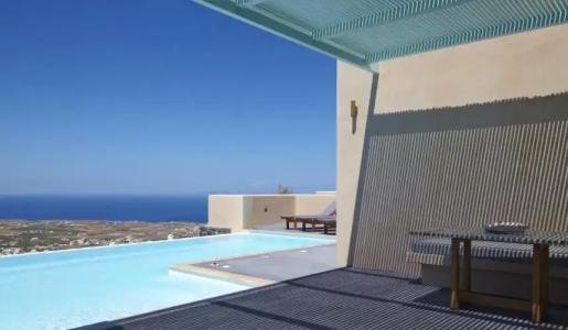 Voreina Gallery Suites - 105