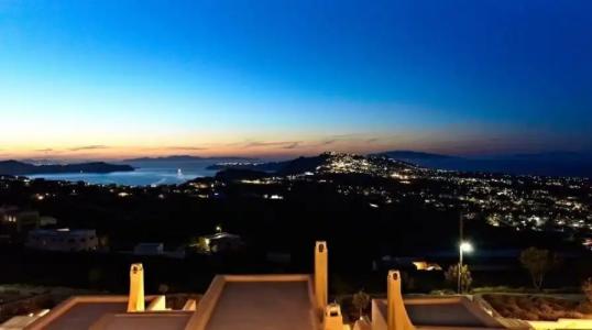 Voreina Gallery Suites - 75