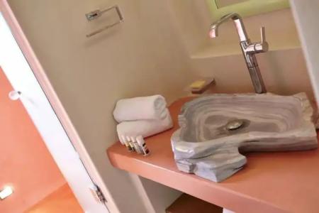 Voreina Gallery Suites - 9