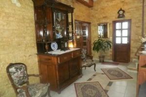 Regina Hotel, Skopelos Town