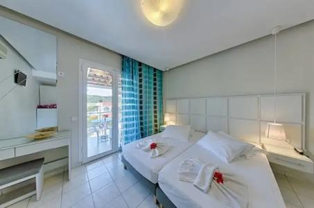 Sunrise Zante - Adults Only - 75