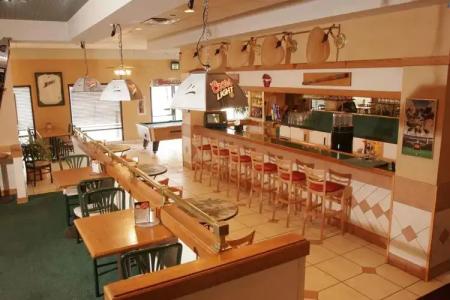 Maingate Lakeside Resort - 24