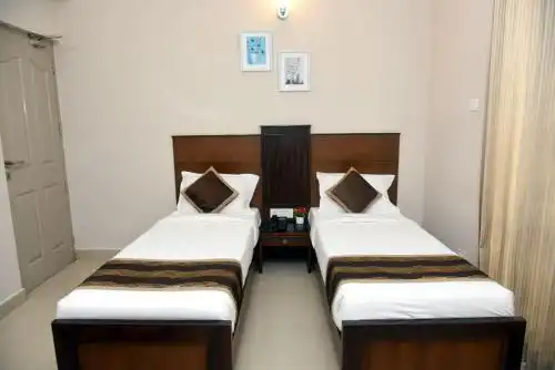 Pearl International - 27