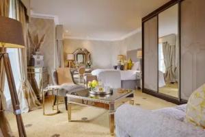 Hayfield Manor Hotel, Cork
