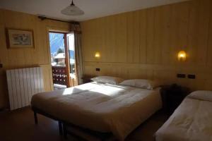 Santa San, Champoluc