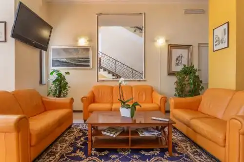 Rodia Inn - 4