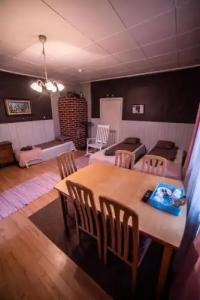 Arctic Guesthouse & Igloos - 36