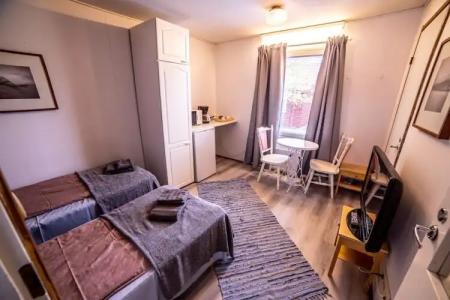 Arctic Guesthouse & Igloos - 5