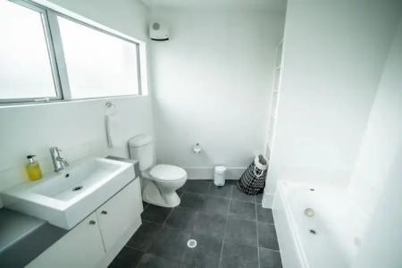 Airport Christchurch Motel - 55